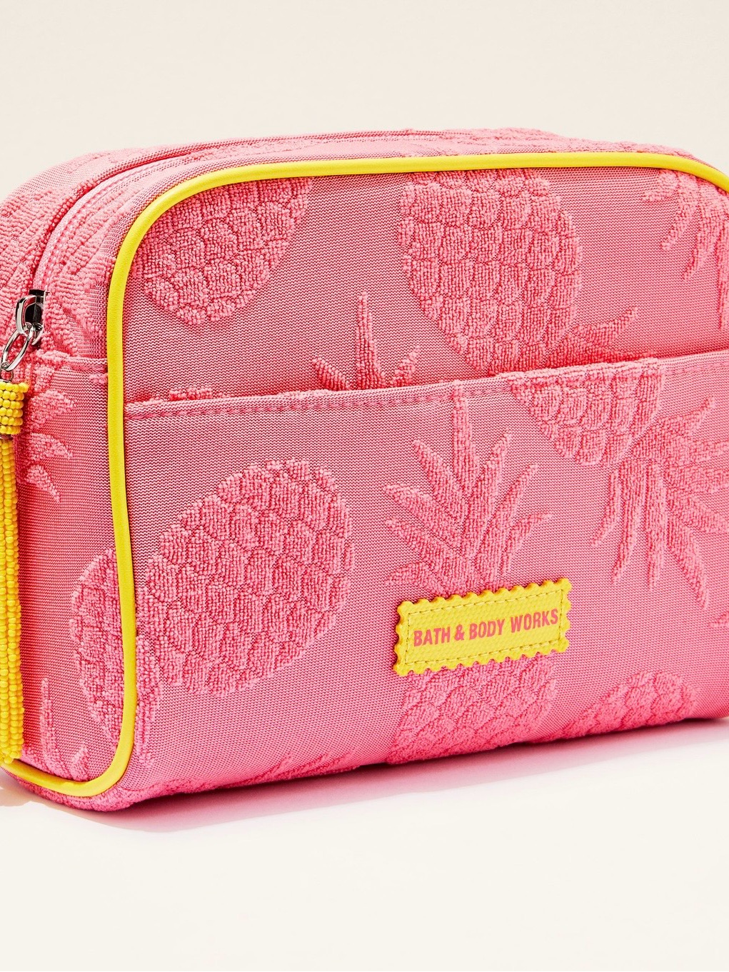 Bath  Body Works Limited Edition Pink Pineapple Cosmetic Bag Brand New